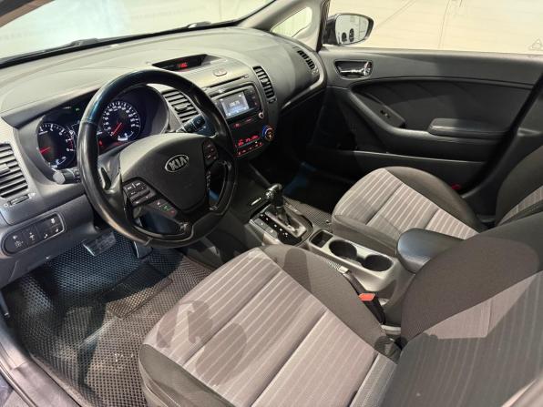 Kia Cerato III Рестайлинг (Classic) с пробегом 2017 года, цена 1 385 000 рублей, 186000 км, седан, Автокод Объявления