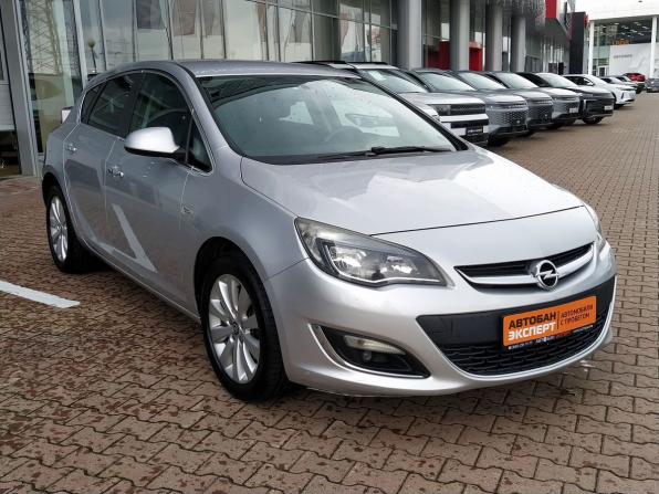 Opel Astra J Рестайлинг с пробегом 2012 года, цена 780 000 рублей, 123000 км, хэтчбек, Автокод Объявления