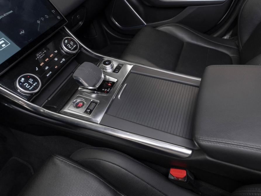Jaguar XF II Рестайлинг Москва  - изображение 15