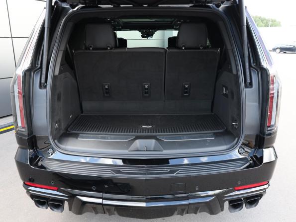 Cadillac Escalade-V I Рестайлинг с пробегом 2025 года, цена 25 000 000 рублей, 7834 км, внедорожник, Автокод Объявления