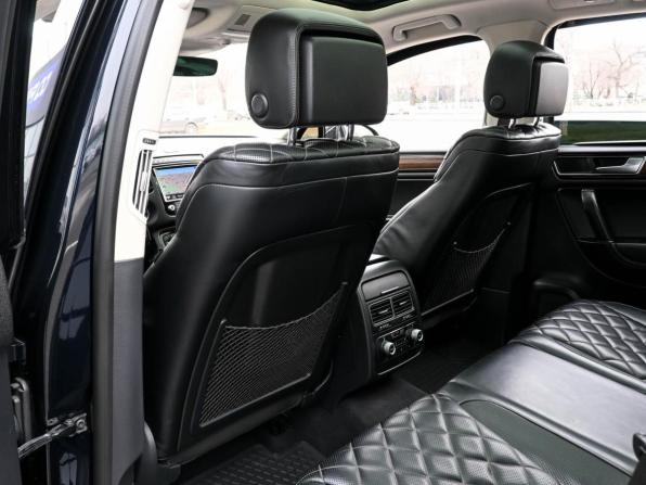 Volkswagen Touareg II Рестайлинг с пробегом 2016 года, цена 3 196 300 рублей, 129392 км, внедорожник, Автокод Объявления