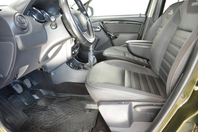 Renault Duster I Рестайлинг с пробегом 2019 года, цена 1 399 000 рублей, 179000 км, внедорожник, Автокод Объявления