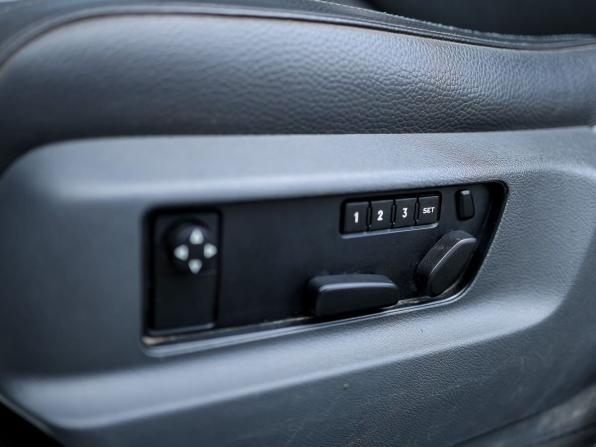 Volkswagen Touareg I Рестайлинг с пробегом 2007 года, цена 1 280 000 рублей, 310990 км, внедорожник, Автокод Объявления