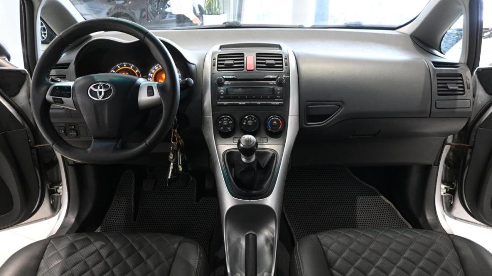 Toyota Auris I Рестайлинг Уфа  - изображение 7