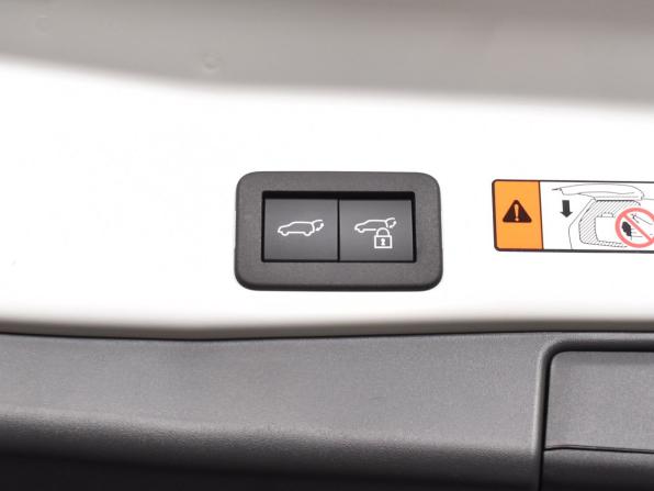 Toyota RAV4 VI (XA60) с пробегом 2025 года, цена 3 939 995 рублей, 54 км, внедорожник, Автокод Объявления
