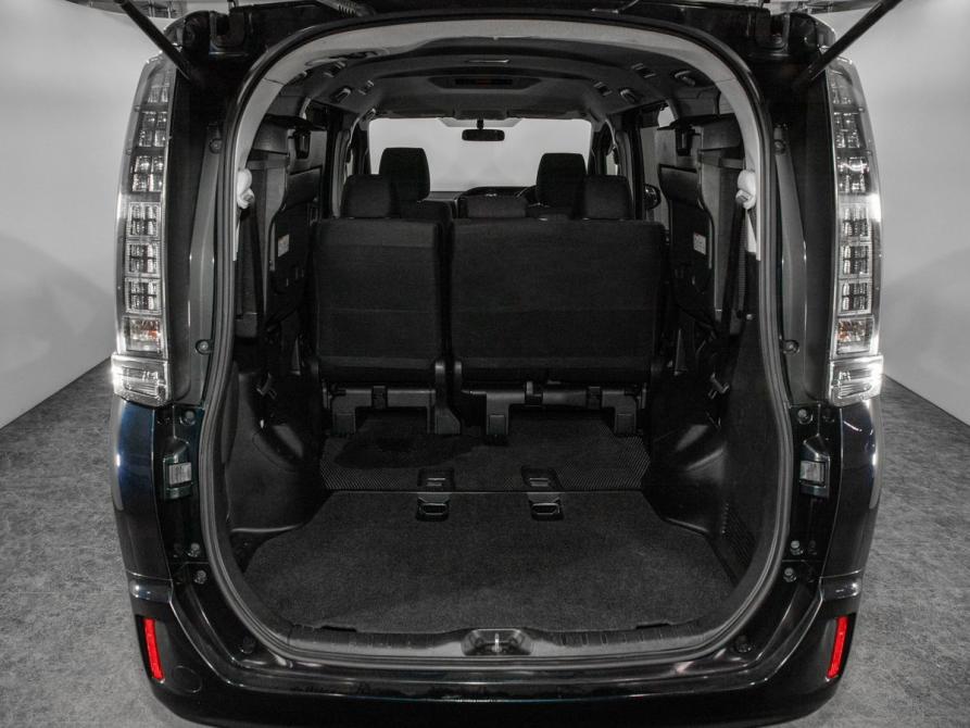 Toyota Voxy III (R80) Иркутск  - изображение 20