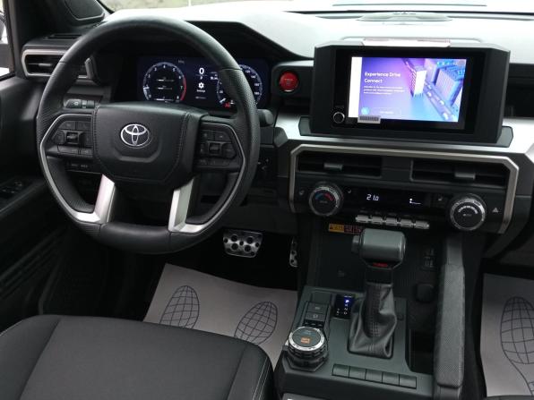 Toyota Tacoma IV с пробегом 2024 года, цена 7 990 000 рублей, 78 км, пикап, Автокод Объявления
