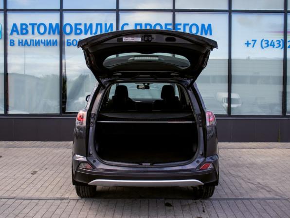 Toyota RAV4 IV (XA40) Рестайлинг с пробегом 2016 года, цена 1 949 000 рублей, 269989 км, внедорожник, Автокод Объявления