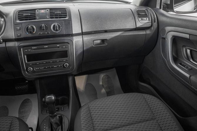 Skoda Fabia II Рестайлинг с пробегом 2012 года, цена 849 000 рублей, 189000 км, хэтчбек, Автокод Объявления