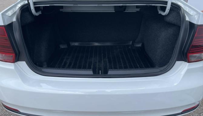Volkswagen Polo V Рестайлинг с пробегом 2017 года, цена 1 159 800 рублей, 54477 км, седан, Автокод Объявления