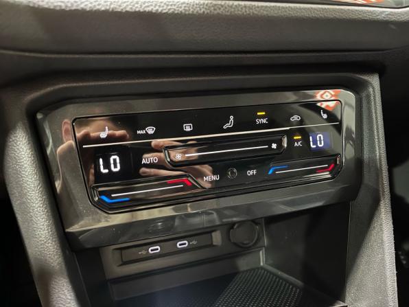 Volkswagen Tiguan II Рестайлинг с пробегом 2021 года, цена 2 775 000 рублей, 122566 км, внедорожник, Автокод Объявления