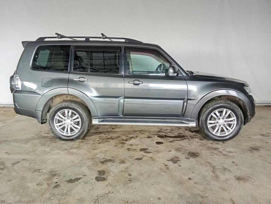 Mitsubishi Pajero IV Рестайлинг 1 Москва  - изображение 8