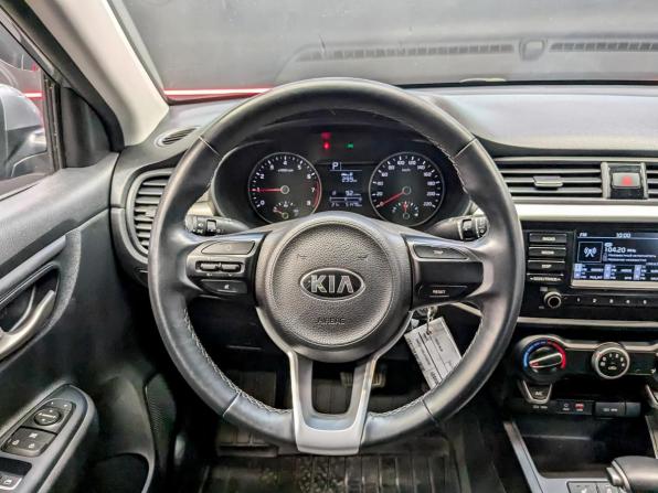 Kia Rio IV с пробегом 2020 года, цена 1 655 000 рублей, 51470 км, седан, Автокод Объявления