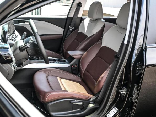 Chevrolet Monza II Рестайлинг с пробегом 2023 года, цена 1 639 000 рублей, 11922 км, седан, Автокод Объявления