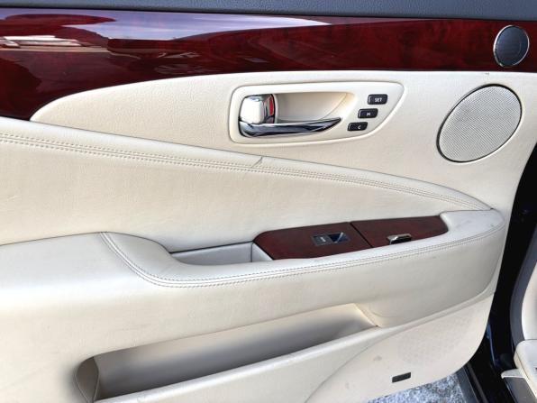 Lexus LS IV Рестайлинг с пробегом 2010 года, цена 1 560 000 рублей, 250656 км, седан, Автокод Объявления