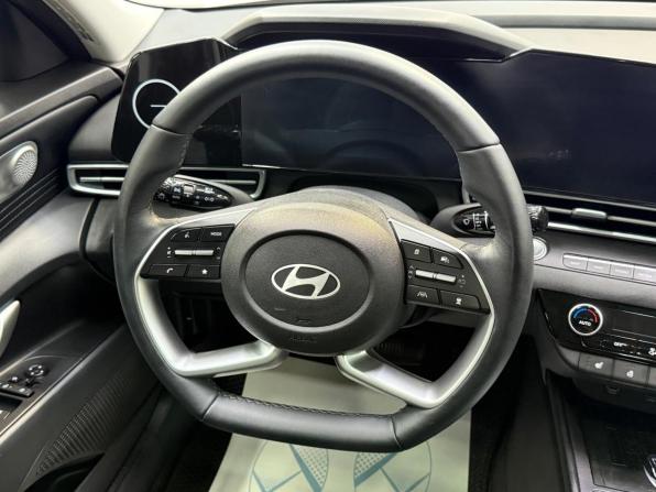 Hyundai Elantra VII (CN7) с пробегом 2024 года, цена 2 270 000 рублей, 34204 км, седан, Автокод Объявления