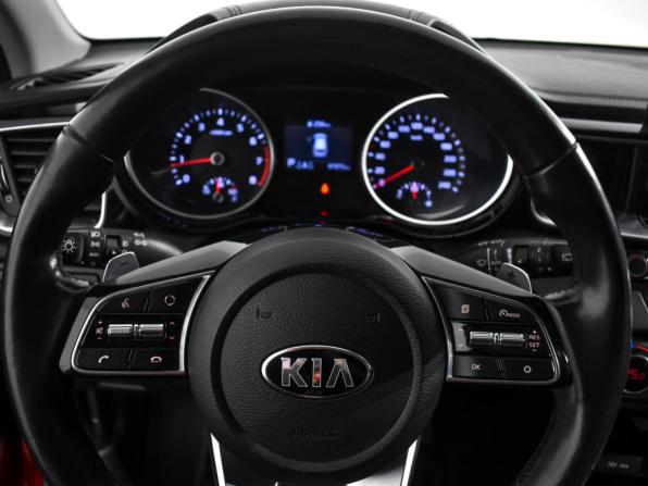 Kia Ceed III с пробегом 2019 года, цена 1 633 500 рублей, 97370 км, хэтчбек, Автокод Объявления