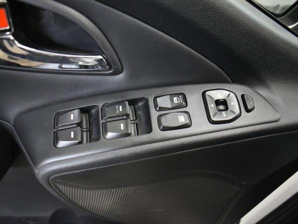 Hyundai ix35 I с пробегом 2013 года, цена 1 249 000 рублей, 228363 км, внедорожник, Автокод Объявления