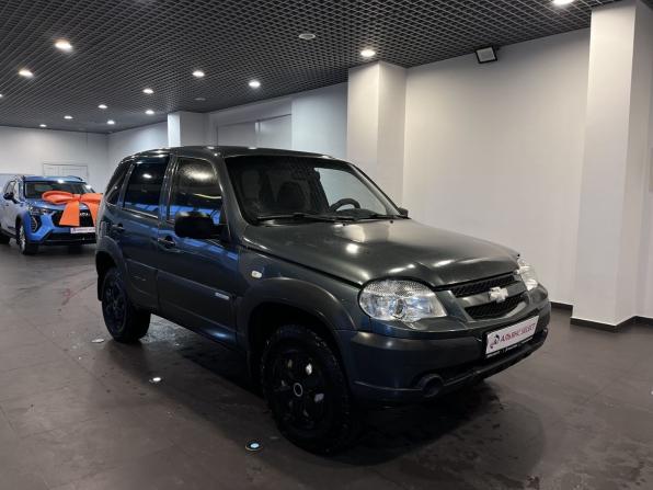 Chevrolet Niva I Рестайлинг с пробегом 2011 года, цена 461 000 рублей, 194550 км, внедорожник, Автокод Объявления