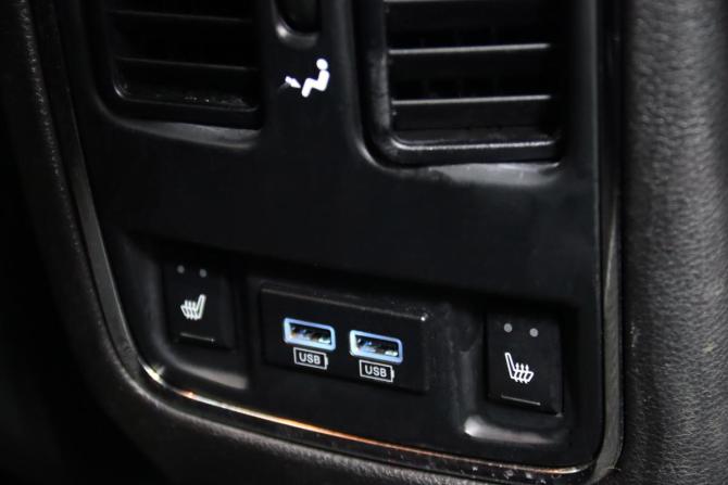 Jeep Grand Cherokee IV (WK2) Рестайлинг с пробегом 2013 года, цена 2 165 650 рублей, 182507 км, внедорожник, Автокод Объявления
