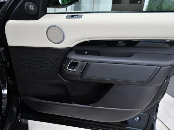 Land Rover Discovery V с пробегом 2017 года, цена 3 435 000 рублей, 142349 км, внедорожник, Автокод Объявления