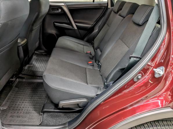 Toyota RAV4 IV (XA40) Рестайлинг с пробегом 2018 года, цена 2 315 000 рублей, 87452 км, внедорожник, Автокод Объявления