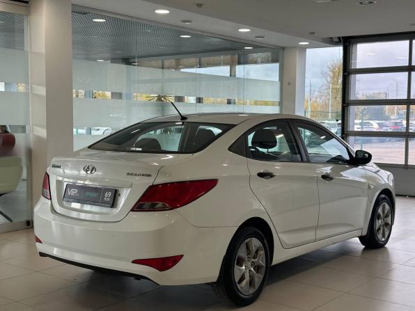 Hyundai Solaris I Рестайлинг с пробегом 2014 года, цена 897 000 рублей, 111597 км, седан, Автокод Объявления