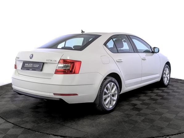Skoda Octavia III (A7) Рестайлинг с пробегом 2019 года, цена 1 200 000 рублей, 204203 км, лифтбек, Автокод Объявления