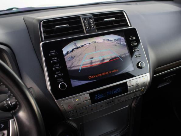Toyota Land Cruiser Prado 150 Series Рестайлинг 3 с пробегом 2022 года, цена 6 399 000 рублей, 106759 км, внедорожник, Автокод Объявления