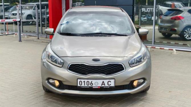 Kia Ceed II с пробегом 2013 года, цена 1 249 900 рублей, 98298 км, хэтчбек, Автокод Объявления