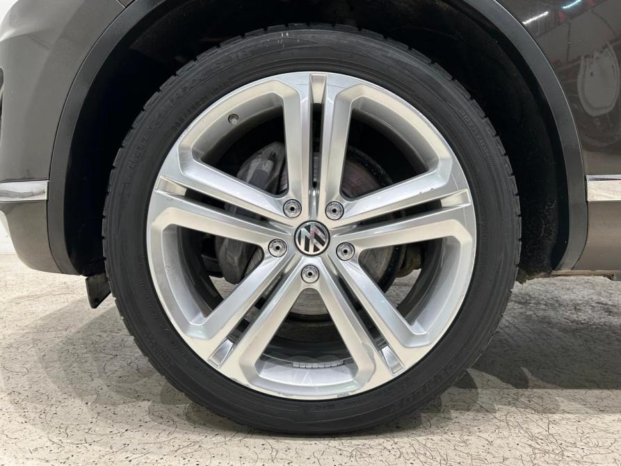 Volkswagen Touareg II Рестайлинг Санкт-Петербург  - изображение 11