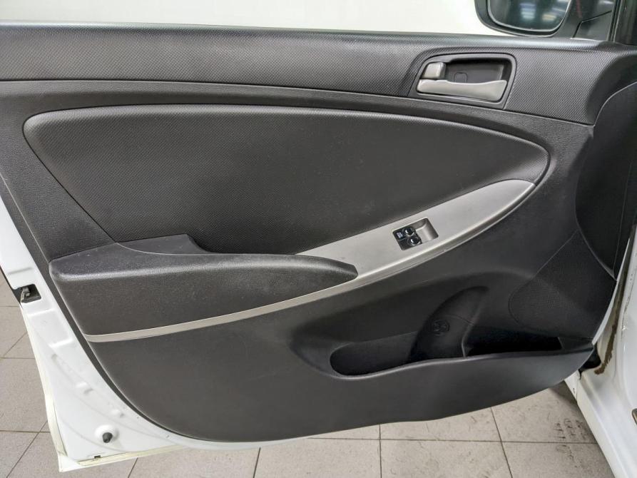 Hyundai Solaris I Рестайлинг Москва  - изображение 11