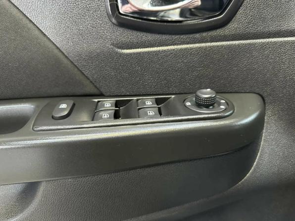 Renault Kaptur I с пробегом 2016 года, цена 960 883 рубля, 136155 км, внедорожник, Автокод Объявления