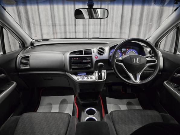 Honda Stream II Рестайлинг с пробегом 2010 года, цена 1 189 000 рублей, 136000 км, минивэн, Автокод Объявления