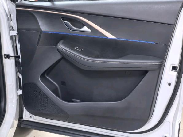 Omoda C5 I с пробегом 2023 года, цена 1 740 000 рублей, 61938 км, внедорожник, Автокод Объявления