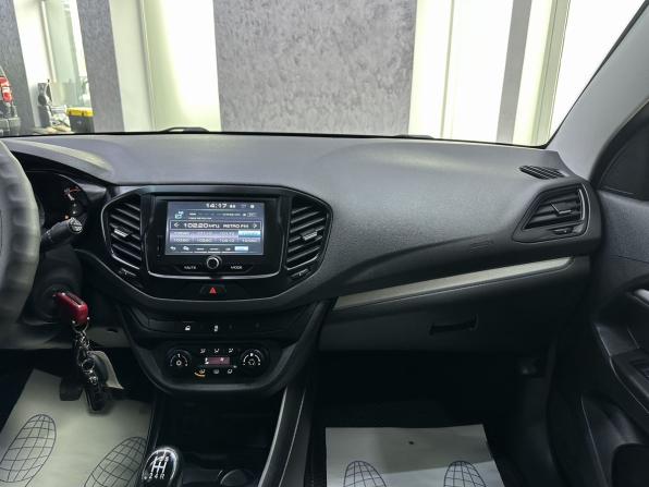 Lada (ВАЗ) Vesta I с пробегом 2017 года, цена 599 000 рублей, 201241 км, седан, Автокод Объявления