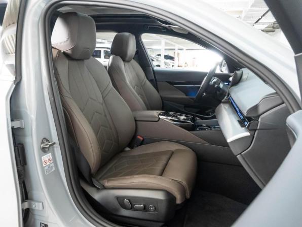 BMW 5 серии VIII (G60/G61/G68) с пробегом 2023 года, цена 6 837 000 рублей, 38765 км, седан, Автокод Объявления