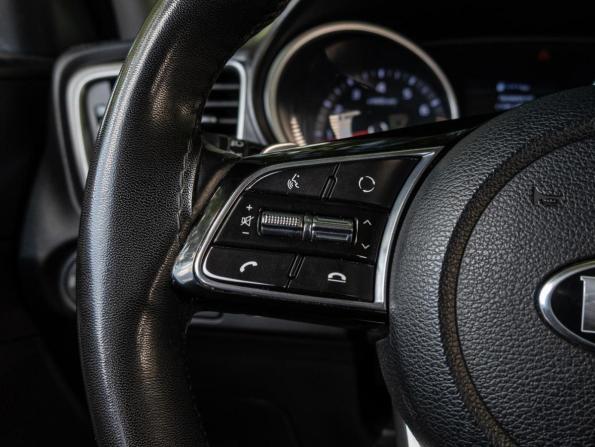 Kia Ceed III с пробегом 2019 года, цена 1 680 000 рублей, 155376 км, универсал, Автокод Объявления