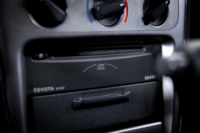 Toyota Corolla VIII (E110) Рестайлинг с пробегом 2001 года, цена 360 000 рублей, 274316 км, хэтчбек, Автокод Объявления