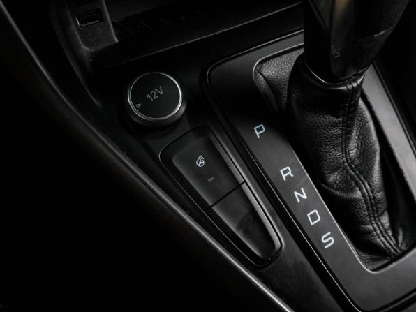 Ford Focus III Рестайлинг с пробегом 2017 года, цена 1 069 000 рублей, 120945 км, хэтчбек, Автокод Объявления