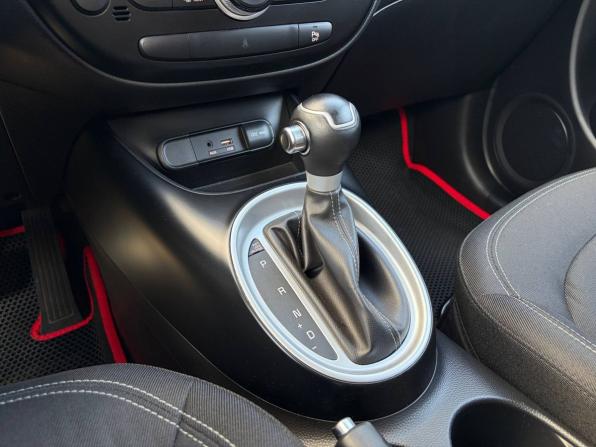 Kia Soul II Рестайлинг с пробегом 2018 года, цена 1 525 000 рублей, 135000 км, хэтчбек, Автокод Объявления
