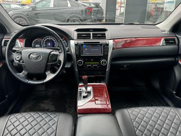 Toyota Camry VII (XV50) с пробегом 2013 года, цена 1 234 000 рублей, 288727 км, седан, Автокод Объявления