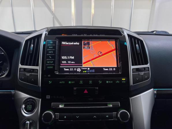 Toyota Land Cruiser 200 Series Рестайлинг 1 с пробегом 2012 года, цена 3 350 000 рублей, 299710 км, внедорожник, Автокод Объявления