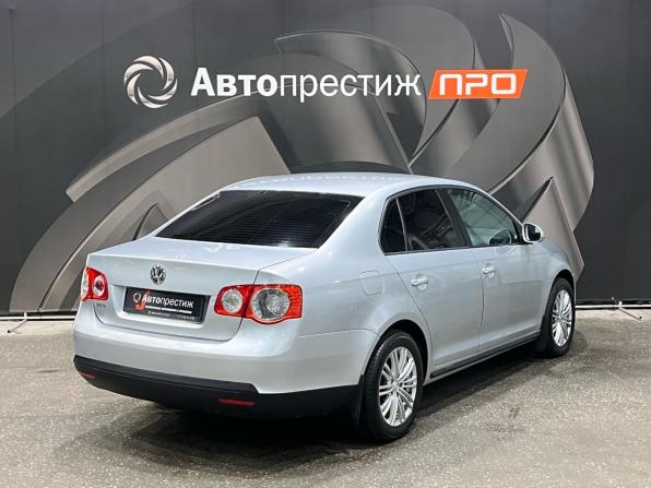 Volkswagen Jetta V с пробегом 2009 года, цена 590 000 рублей, 255130 км, седан, Автокод Объявления