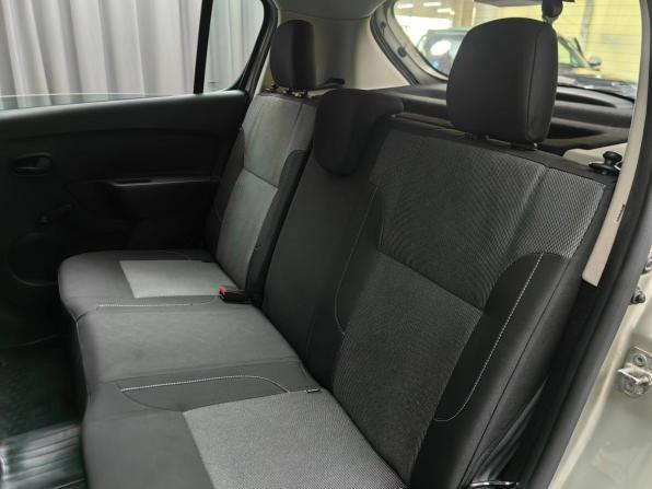 Renault Sandero II Рестайлинг с пробегом 2020 года, цена 1 198 000 рублей, 76689 км, хэтчбек, Автокод Объявления