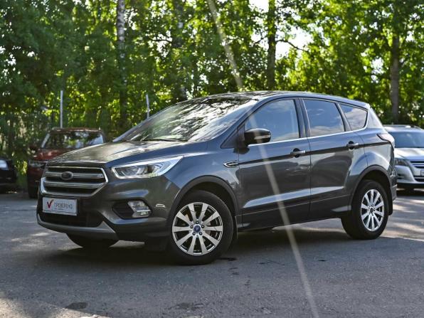 Ford Kuga II Рестайлинг с пробегом 2017 года, цена 1 650 000 рублей, 108212 км, внедорожник, Автокод Объявления