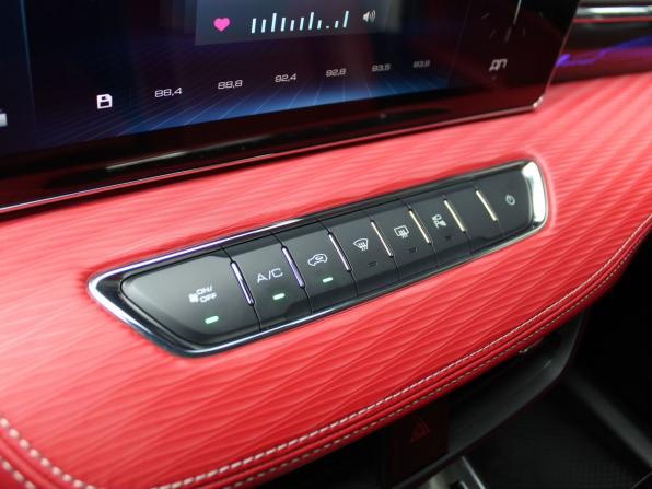 Haval Jolion I Рестайлинг с пробегом 2024 года, цена 2 129 000 рублей, 7520 км, внедорожник, Автокод Объявления