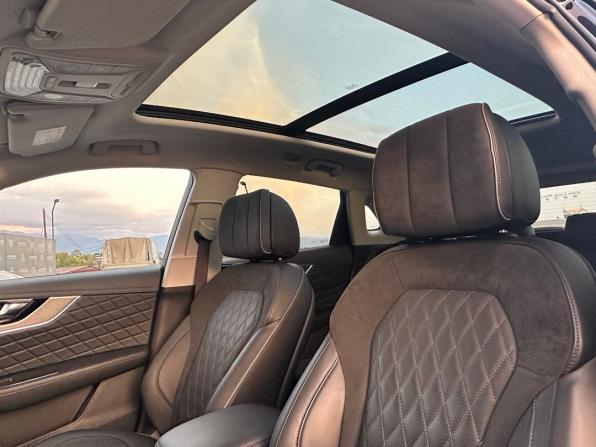 Hongqi HS5 I с пробегом 2020 года, цена 2 419 000 рублей, 28983 км, внедорожник, Автокод Объявления