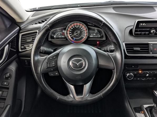 Mazda 3 III (BM) с пробегом 2014 года, цена 1 350 000 рублей, 125401 км, хэтчбек, Автокод Объявления
