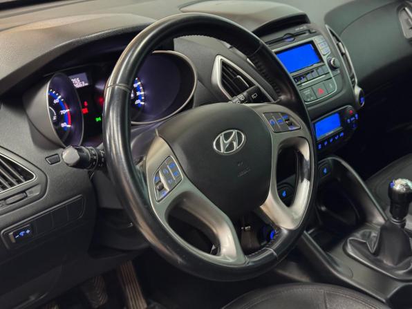 Hyundai ix35 I с пробегом 2013 года, цена 1 100 000 рублей, 244670 км, внедорожник, Автокод Объявления